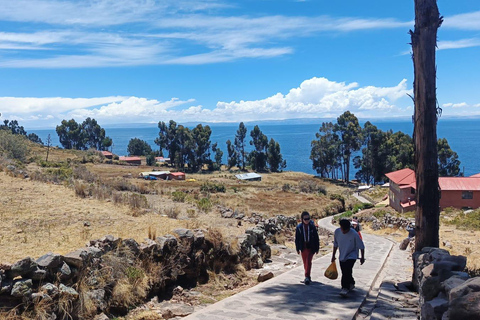 Puno: Uros Floating Islands + Taquile Natural Island (Full Day) with Guide Puno: Floating Uros Islands + Taquile Natural Island (Full Day) with Guide