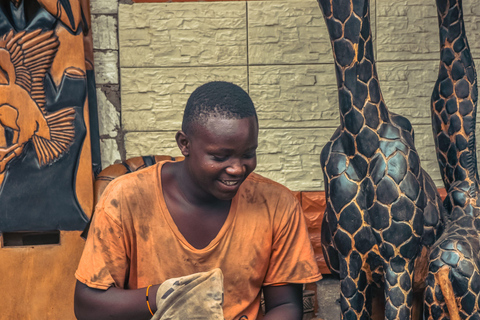 Arusha: Guided City Tour with Hotel Pickup & Drop-Off Arusha: Guided walking city Tour – Meeting Point