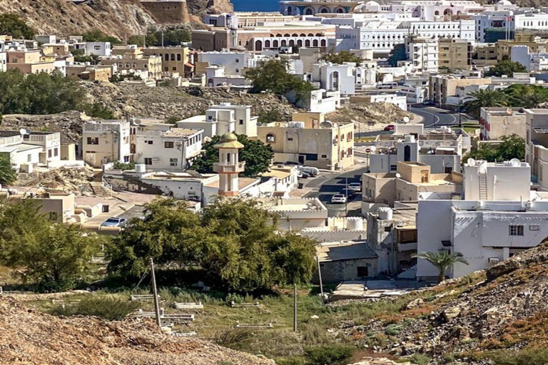 Muscat:Private Lamborghini Luxury City Tour with Local Guide Lamborghini Urus