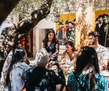 Lissabon: Baixa District Foodtour mit Abendessen und Getränken
