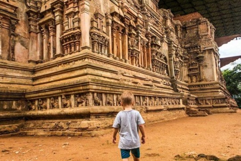 De oude wonderen van Sri Lanka: Sigiriya Rock en Polonnaruwa