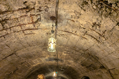 Tbilisi: Photo Walk, Sulfur Bath & Energy Healing Massage