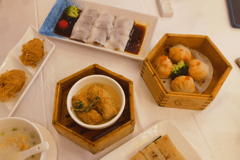 Guangzhou: tour privato della città con pranzo dim sum