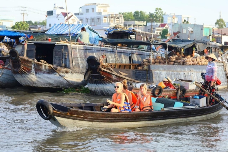 Visite à la journée du célèbre marché flottant de Cai Rang à Can Tho