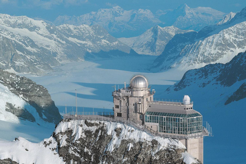 Z Zurychu: Jednodniowa wycieczka z przewodnikiem na Jungfraujoch z kolejką zębatą