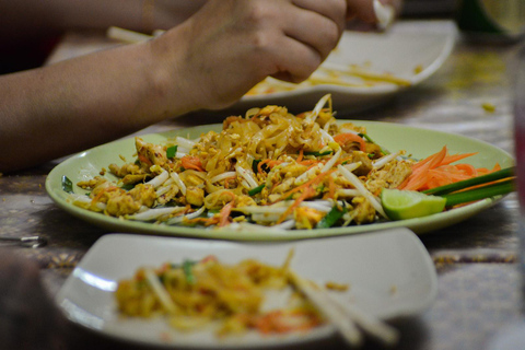 Phuket: Half Day Thai Cooking Experience with Market Tour