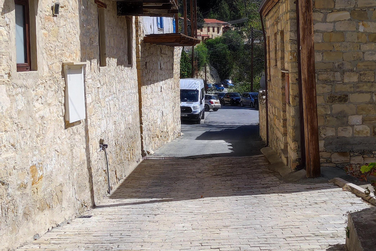 Paphos: Troodos Mountains Villages Tour with Wine Tasting