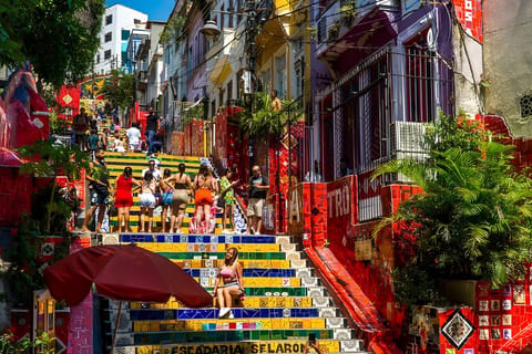 Rio de Janeiro: Walking Tour of the Cultural Mosaics from Catete to Lapa