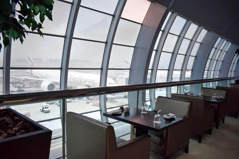 DXB Terminal 3 Dubai International Airport: Ahlan Lounge T3 International Departure: Ahlan Lounge Executive Floor