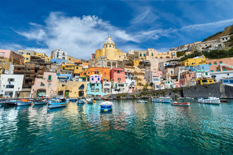 Procida free hydrofoil tour + transfer + typical dessert and coffee
