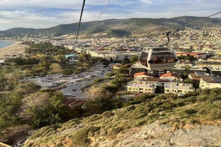 Alanya: tour de la ciudad con teleférico y visita a la cueva de Damlatas