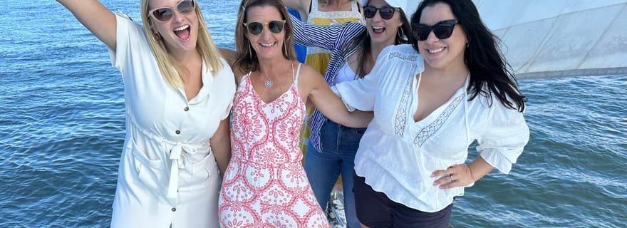 Gold Coast : Croisière de l'après-midi, nourriture et boissons incluses