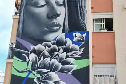 Estepona konstmålningar och tapaspromenad med lokal guide