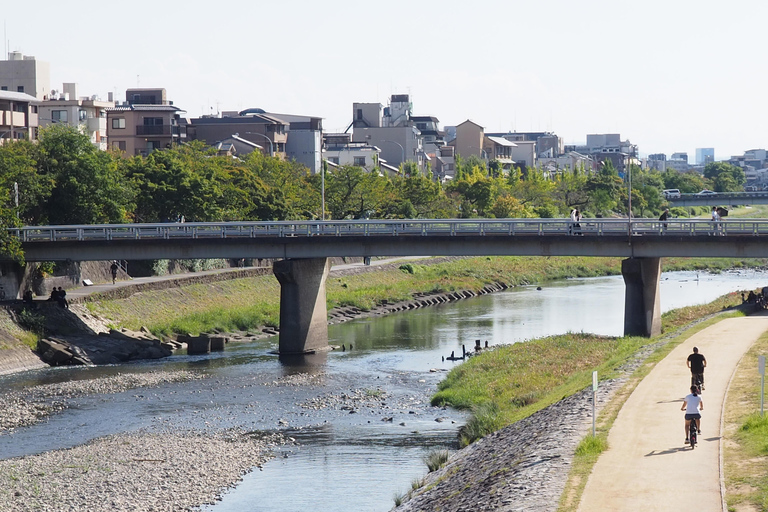 E-Bike Tour in Kyoto with Asuka, Japanese graduate student