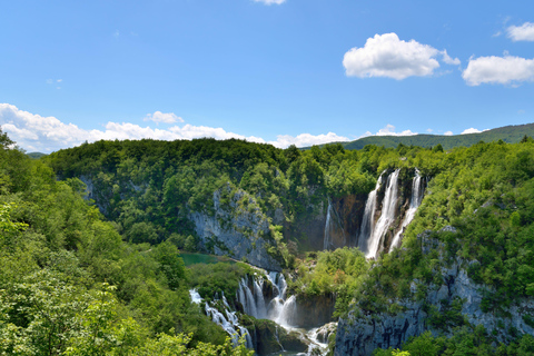 From Zadar: Plitvice Lakes Guided Day Tour and Boat Ride From Zadar: Plitvice Lakes Day Tour, Simply and Safe Tour