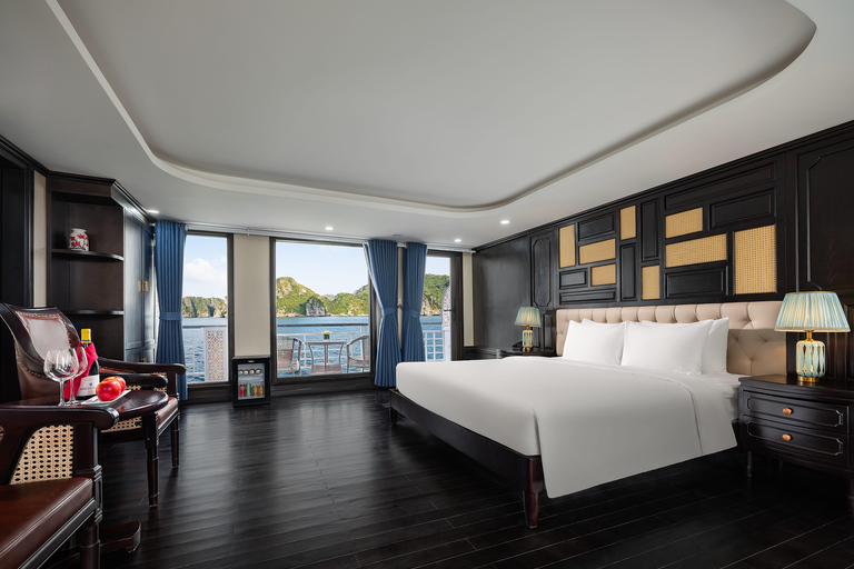 Amanda Pearl Cruise - Ha Long & Lan Ha Bay Multi-Day Cruise Departing at Ha Long (Check-in at 11:00 AM)