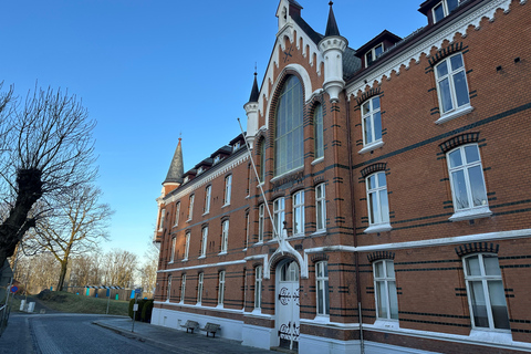 Bergen: Guided Walking Tour with Ghost Stories