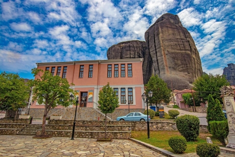 Athens: Meteora Monasteries & Caves Day Trip & Lunch Option Shared Tour in English with Bus Transfer and Lunch