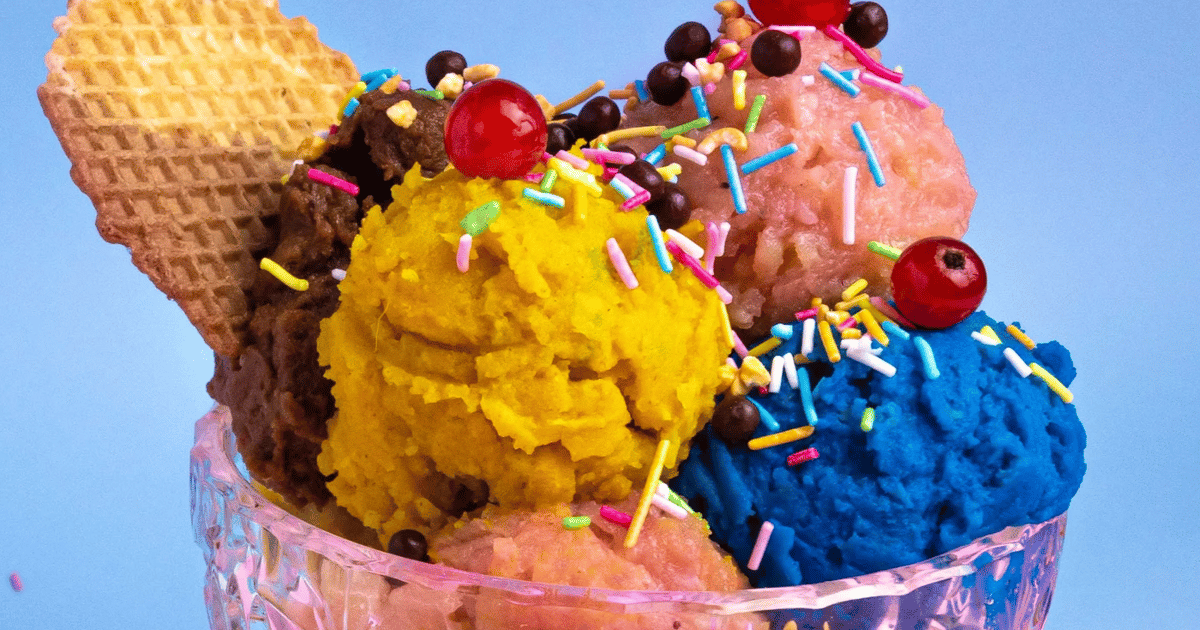 Mirissa: Big Fat Mess Giant Ice Cream Bowl | GetYourGuide