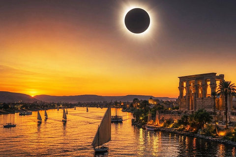 From Cairo: Luxor Solar Eclipse Tour with Flights and Lunch