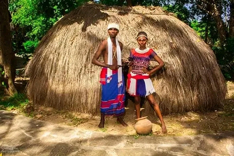 Mombasa:Tour de la ciudad,Talleres Bombolulu y Centro Cultural