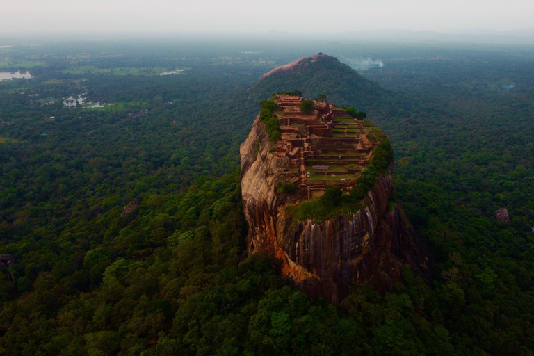 Excursão de um dia à Fortaleza de Sigiriya Rock