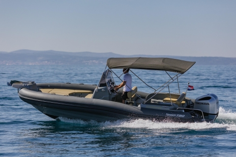 Split : excursion de pêche d'une demi-journée à Drvenik et à l'île de Solta