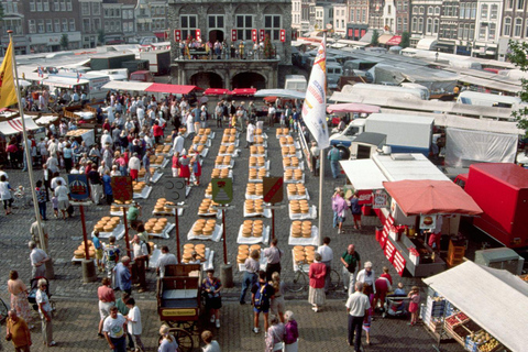 Amsterdam: Delft, Leiden, and Gouda Private Tour by locals