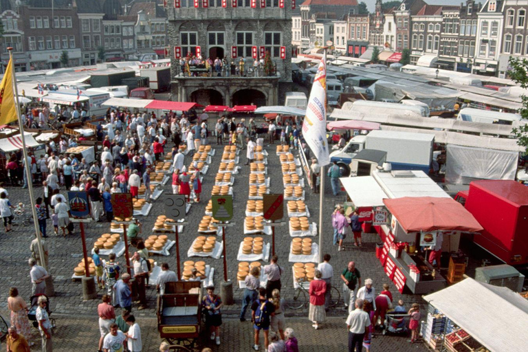 Amsterdam: Delft, Leiden, and Gouda Private Tour by locals