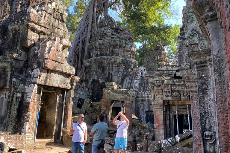 Phnom Penh–Siem Reap Angkor: 5 Day Private Tour in Cambodia Start from Phnom Penh to Siem Reap