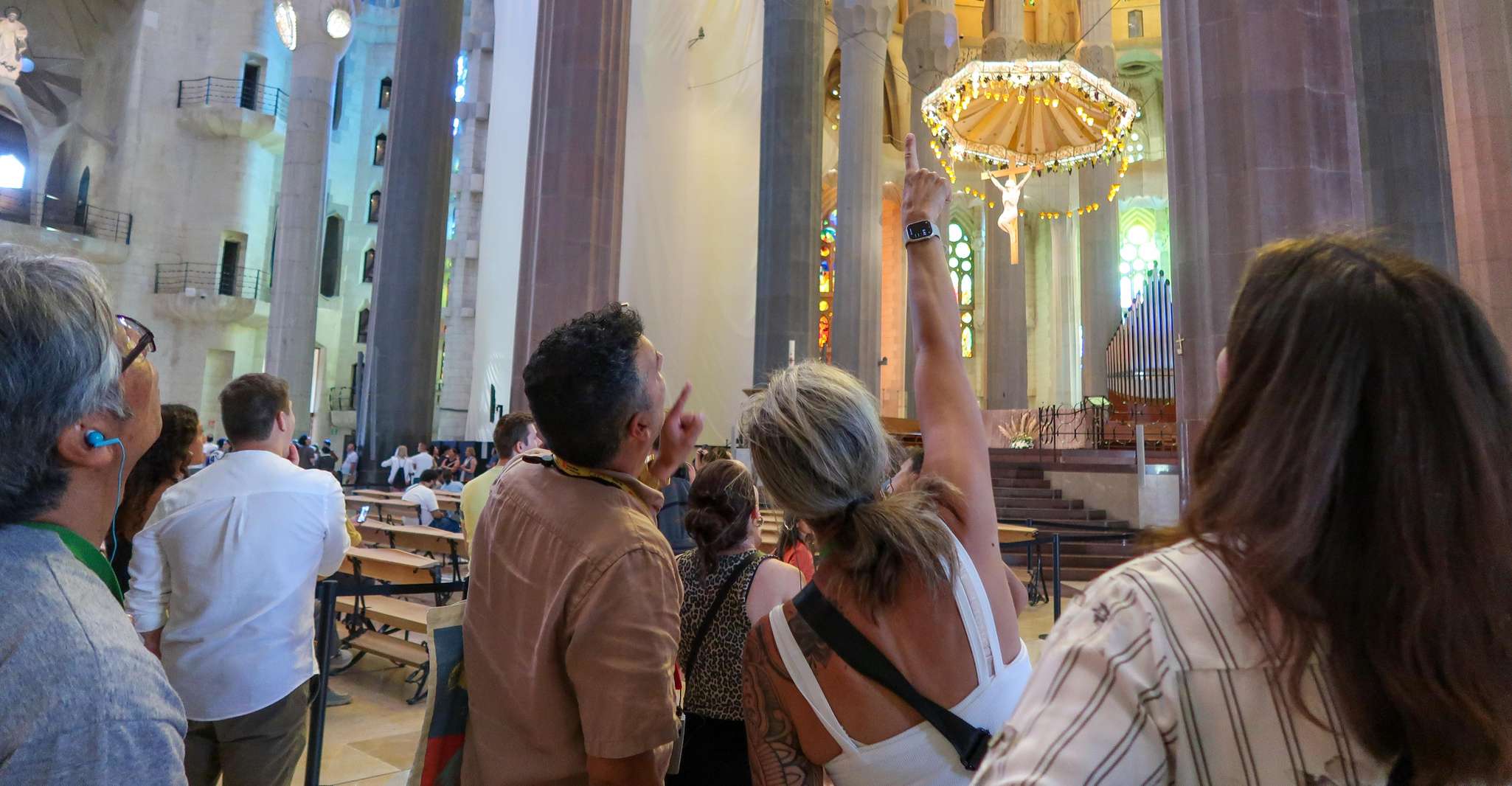 Barcelona: Sagrada Familia Entry Ticket and Guided Tour photo 3