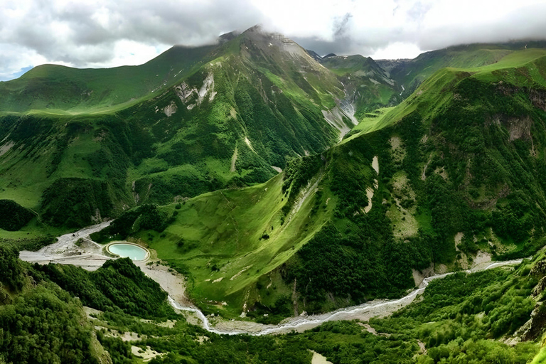 From Tbilisi: Kazbegi Day Trip with Honey Tasting GuidedTrip