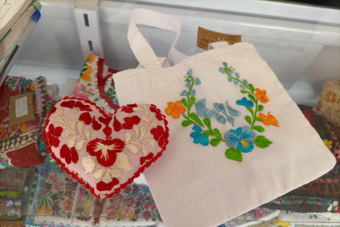 Ocotlán and San Antonino: Hands That See Workshop and Art with The Immortal Flower Ocotlán and San Antonino: Hands That See Workshop and Art with La Flor Inmortal