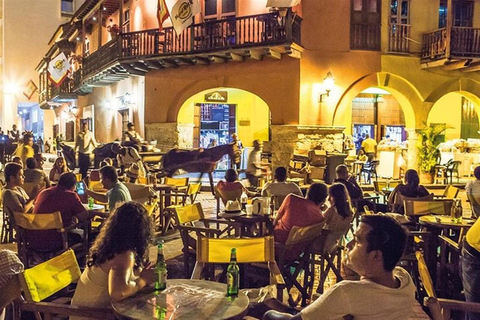 Cartagena: Tour privado pelos bares de salsa com guiaCartagena: Tour privado por bares de salsa com guia