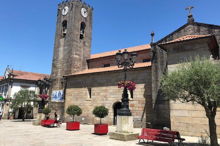 Barcelos, Ponte Lima, Viana Castelo: Private Tour from Porto