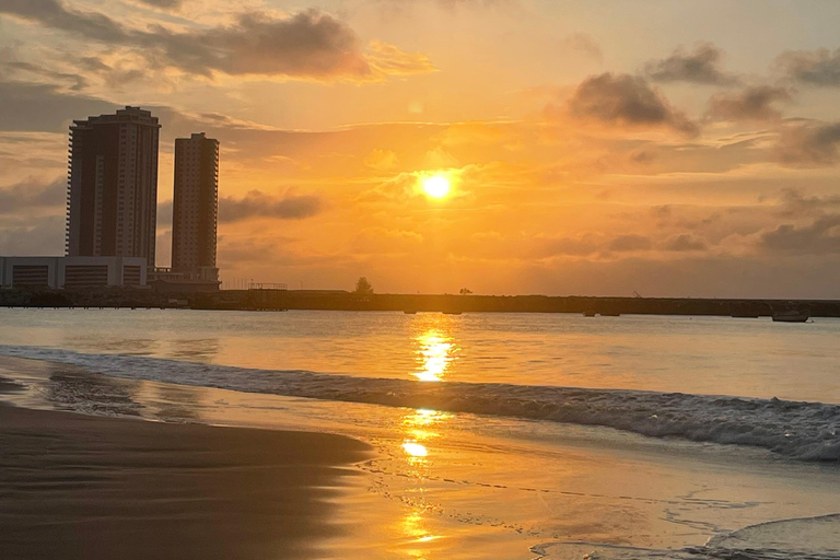 Lagos: Tarkwa Bay Beach Sleepover with Surfing Lesson