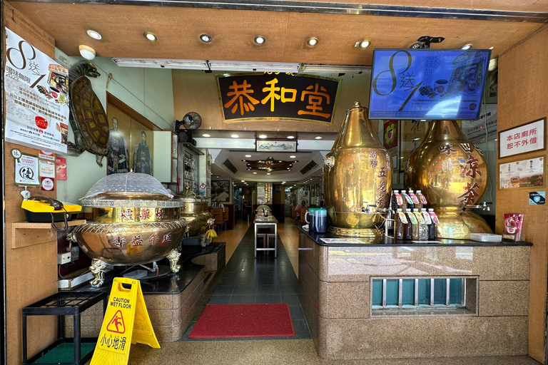 Small Group Tour: Hidden Gems of Old Hong Kong