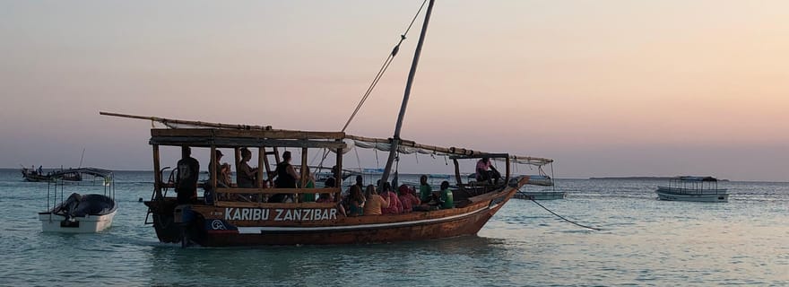 Zanzibar : croisière au coucher du soleil à bord d'un boutre avec prise en charge
