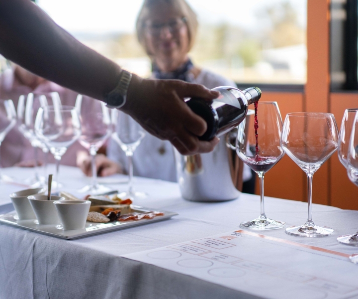 Granite Belt: Winemakers Winetasting Experience & Cheese