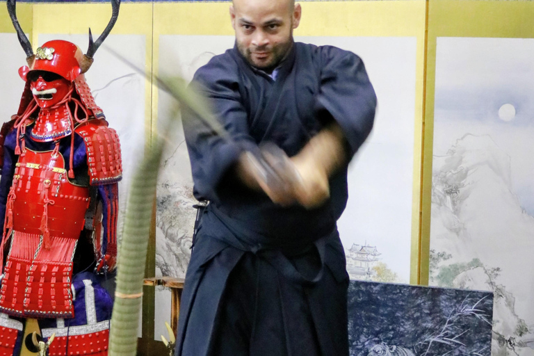 Osaka: Learn Bushido - Trial Slashing with Samurai Sword Trial slashing in Bushido with Samurai Sword real sharpnes