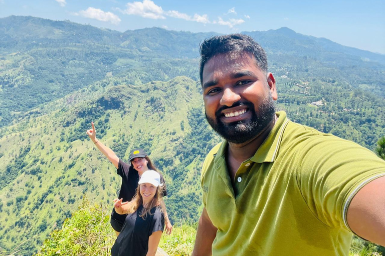 De Colombo: Viagem de um dia a Kandy e Pinnawala com almoço