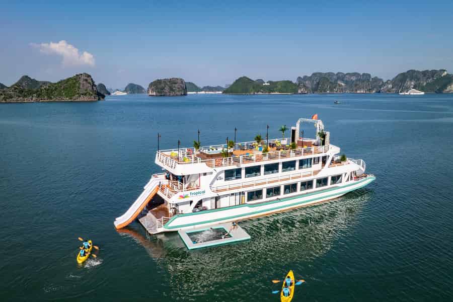 Hanoi: Halong-Bucht bis Lan-Ha-Bucht – Tagestour zur Insel Cat Ba. Foto: GetYourGuide Hanoi: Halong-Bucht bis Lan-Ha-Bucht – Tagestour zur Insel Cat Ba. Foto: GetYourGuide