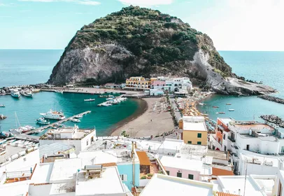 Procida & Ischia: Ganztägiges Erlebnis mit Kreuzfahrten ab Neapel Procida & Ischia: Ganztägiges Erlebnis mit Kreuzfahrten ab Neapel