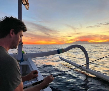 Amed: Fishing Trip - Hook a Mahi-Mahi, Tuna, GT or Wahoo!