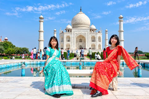From Delhi: Private Taj Mahal & Agra Tour with 5* Lunch