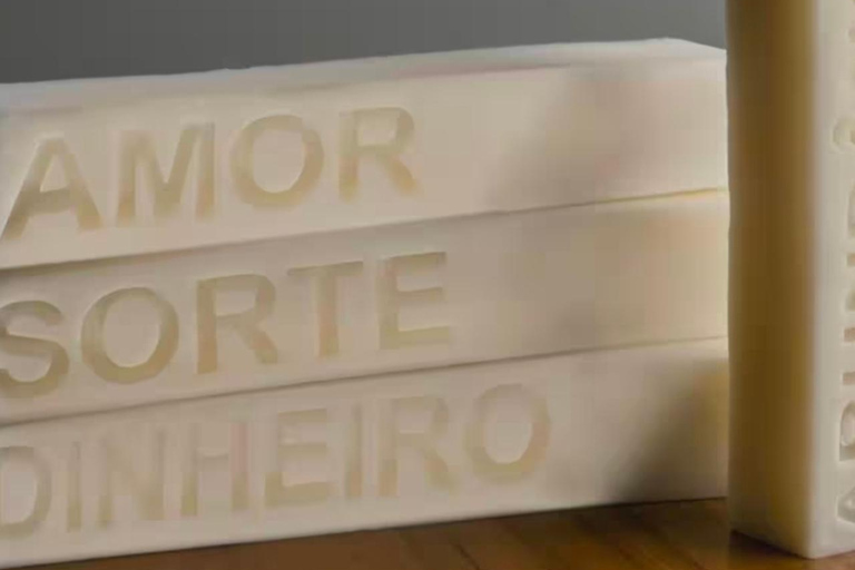 Candle workshop inspired by Galician culture in Santiago de Compostela