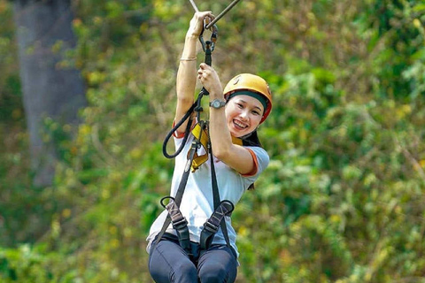 Angkor Zipline och Discover Highlight Angkor Wat med solnedgång