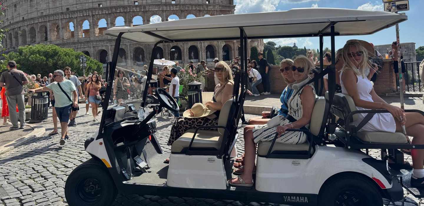 Rom: 3-stündige private Golfcart-Tour mit kulinarischer Verkostung inklusive Rom: 3-stündige private Golfcart-Tour mit kulinarischer Verkostung inklusive