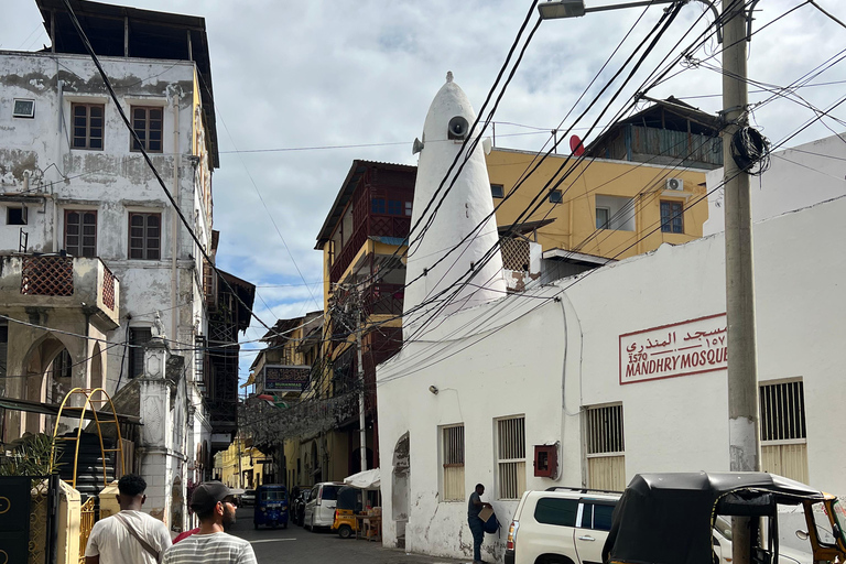 Mombasa: Fort Jesus, Old Town, and Spice Market Tour