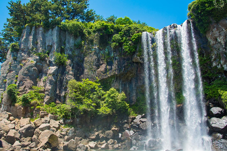Jeju: UNESCO South & East Highlights 2 Days Combo Tour